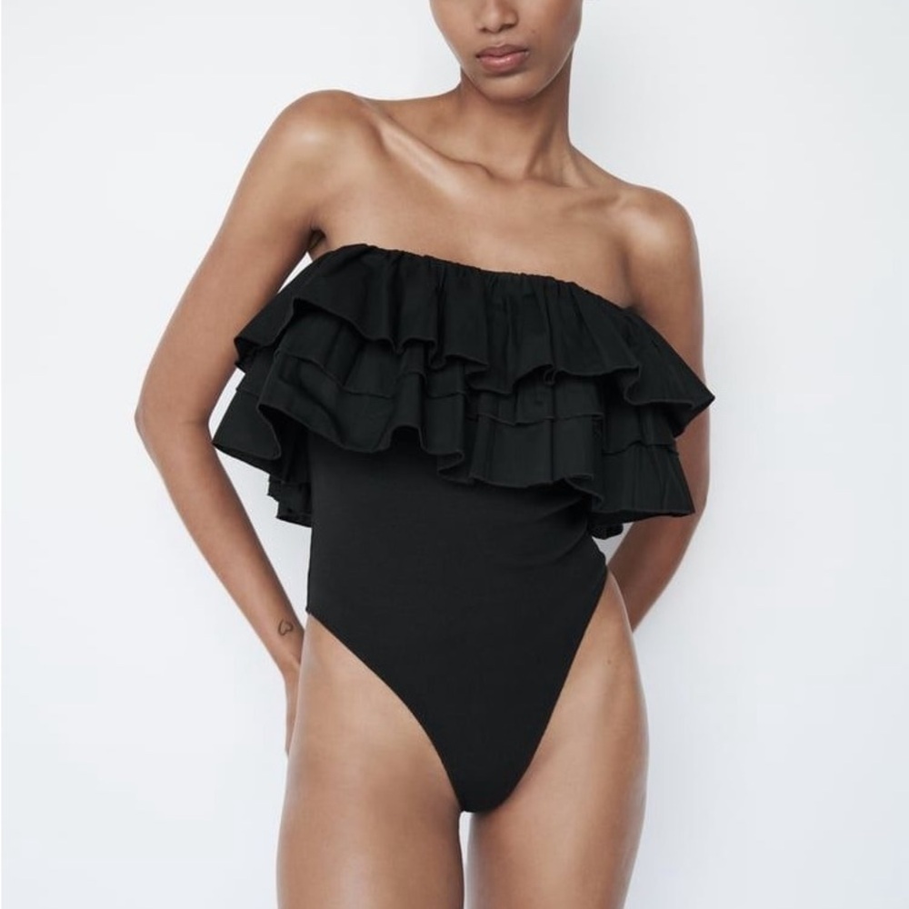 NWT Zara Black Strapless Ruffled Beautiful Elegant Bodysuit Size Medium